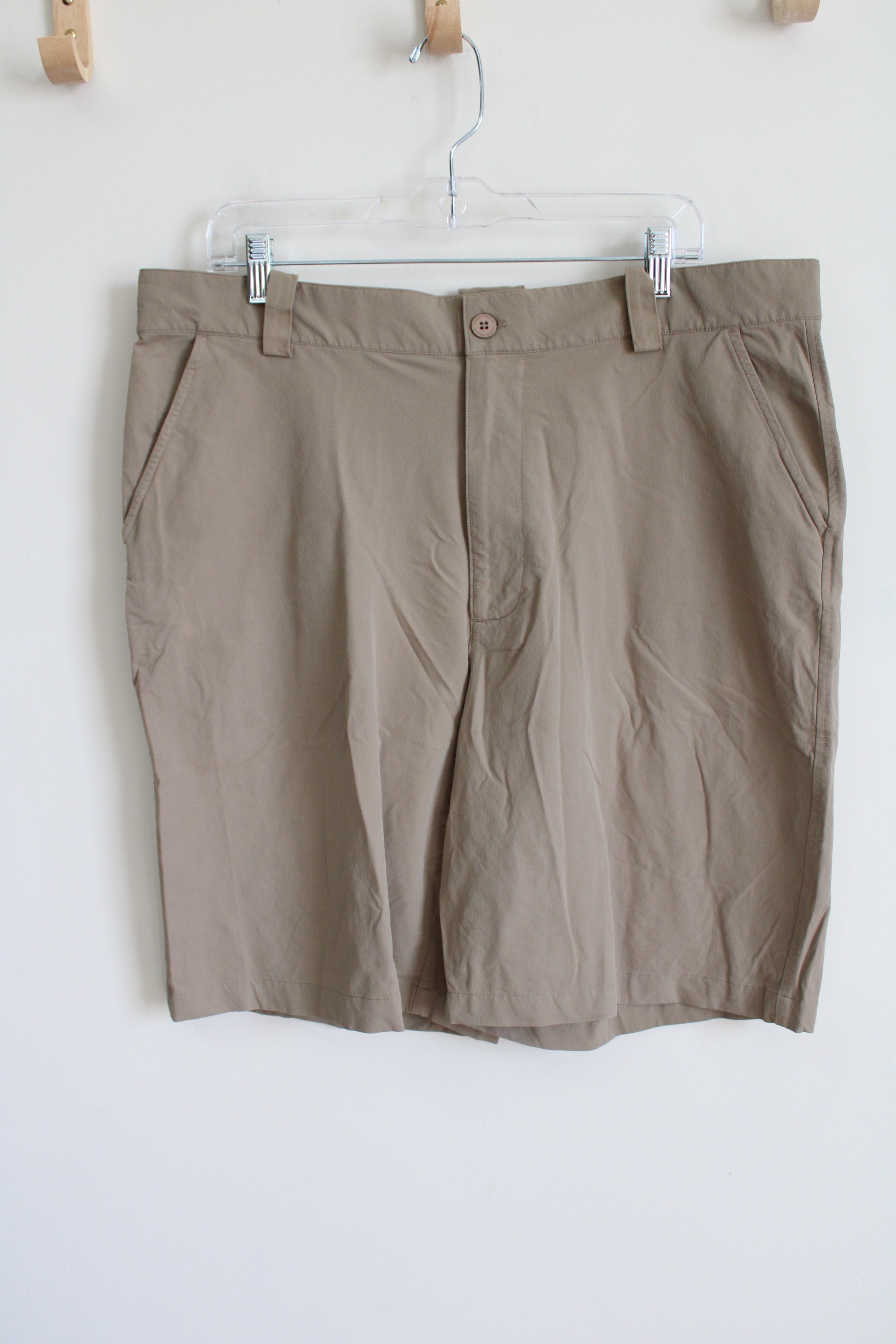 Under Armour Khaki Stretch Chino Shorts | 38