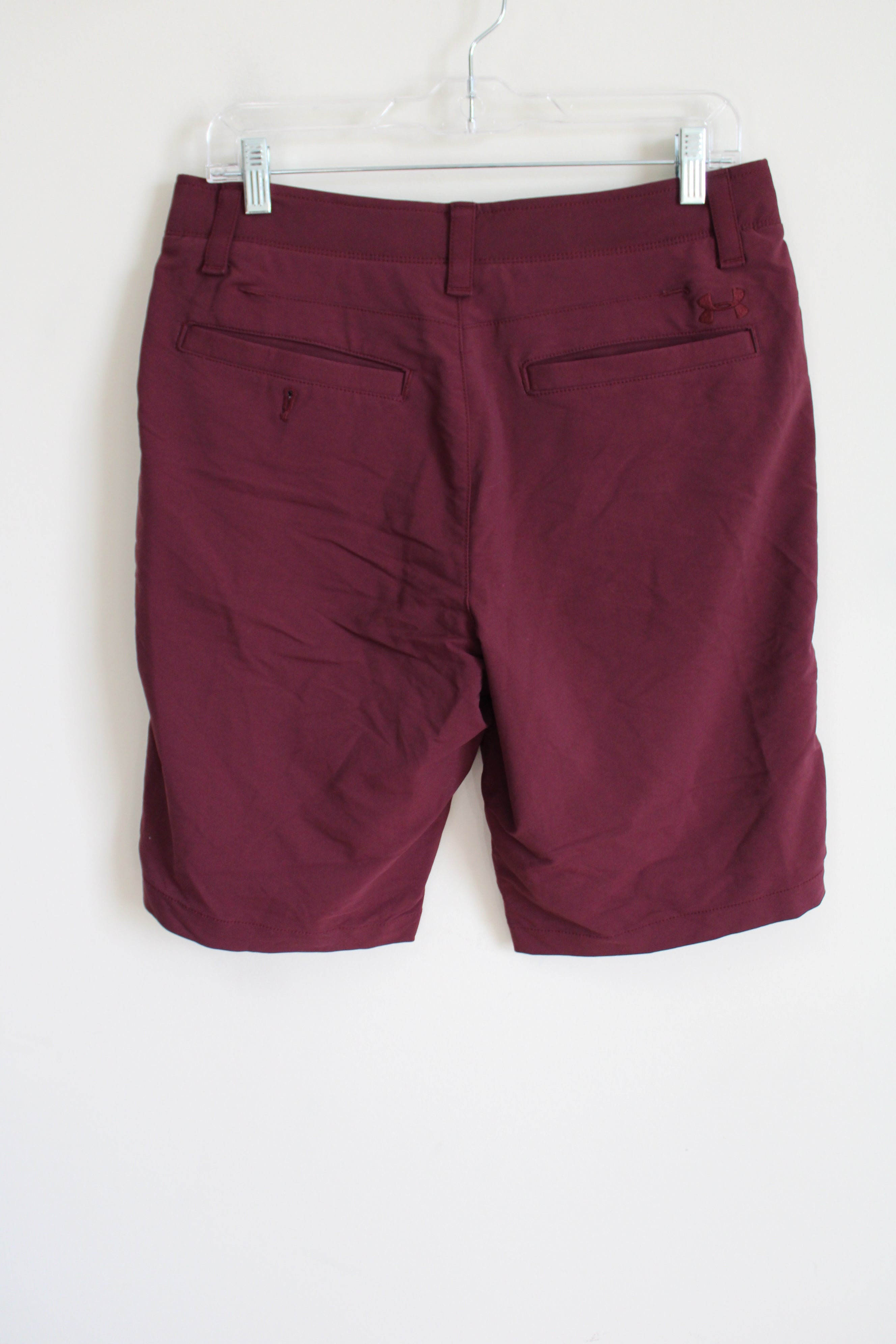 Under Armour Maroon HeatGear Loose Fit Shorts | 32