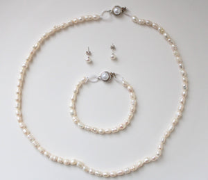 Baroque Ivory Pearl Necklace Bracelet & Earring Set